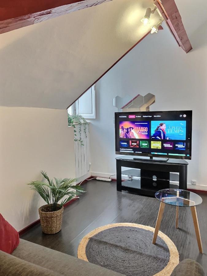 Wonderhost, Au Calme En Hypercentre Avec Parking Daire Pau Dış mekan fotoğraf